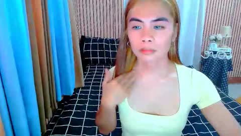 Snapshot of mikhaylaanderson chatting on September 9, 4:23 am Mikhayla online show from September 9, 4:23 am