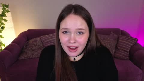 Snapshot of miki_miki_cutie chatting on February 4, 2:07 am Mikki online show from February 4, 2:07 am
