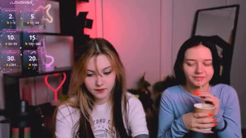 miki_ti online show from November 26, 5:59 am