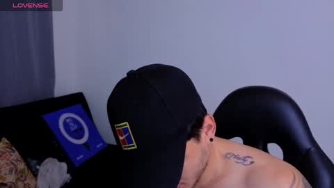 MIKKE online show from February 10, 2:42 pm