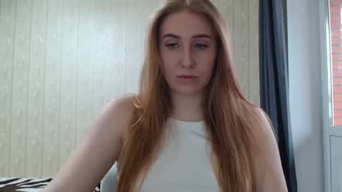 miku_sanders2 online show from March 6, 11:03 am