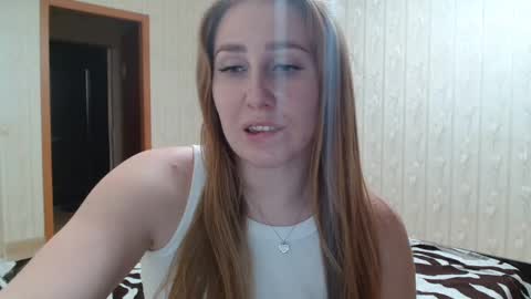 miku_sanders2 online show from December 13, 1:44 pm
