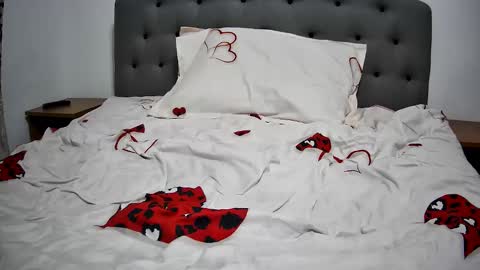 Mikyloveu online show from February 14, 5:36 pm