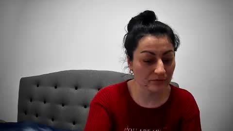 Mikyloveu online show from March 31, 4:07 pm