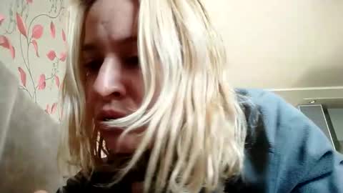 Mila 420 online show from November 4, 9:54 am