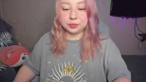 Mila shy sensual person  online show from December 5, 9:41 am