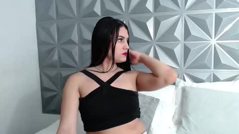 mila_heart online show from October 1, 8:41 pm