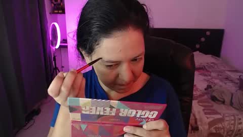 Snapshot of mila_phoenix chatting on October 30, 10:16 am mila_phoenix online show from October 30, 10:16 am