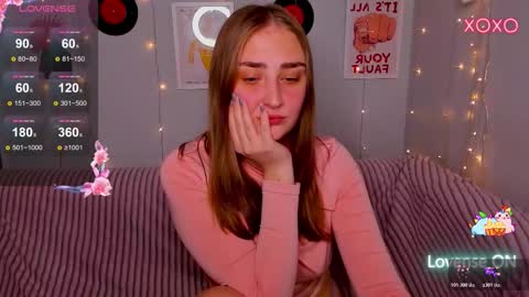 Milly online show from December 19, 3:57 am