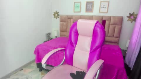 mila_rozze online show from October 26, 2:18 pm