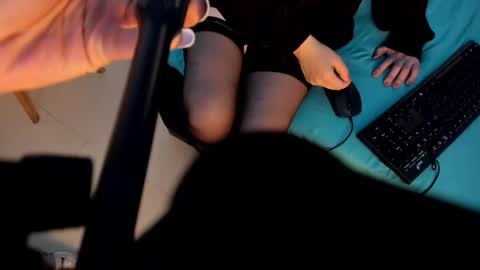 mila_toro online show from January 16, 8:40 pm