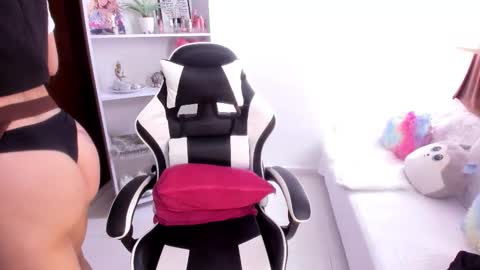 Mila online show from October 30, 8:09 pm