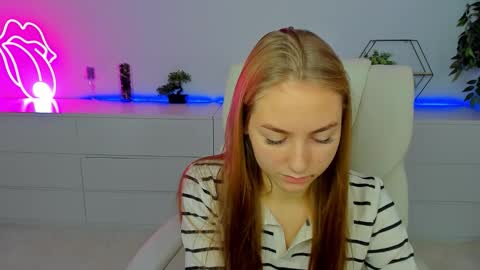 Milla online show from October 9, 5:35 am