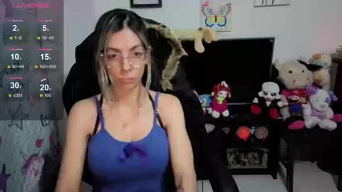 milacoxx8819 online show from September 19, 1:32 am