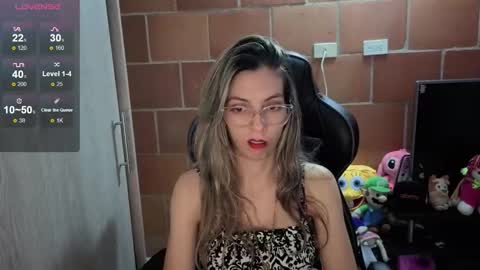 milacoxx8819 online show from October 19, 12:37 am