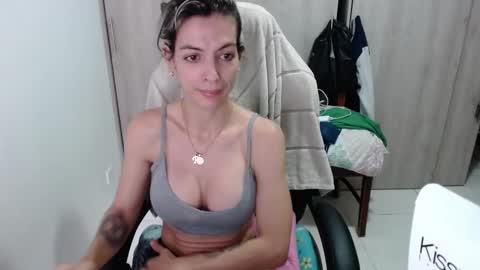 milacoxx8819 online show from February 14, 3:15 pm