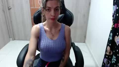milacoxx8819 online show from February 28, 11:56 pm