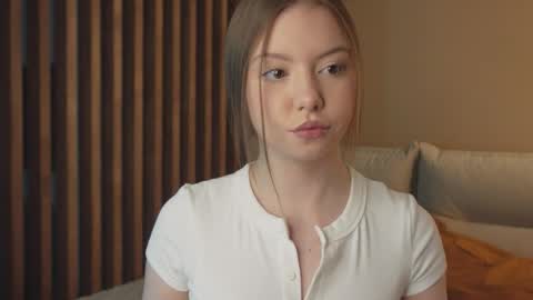 Mila online show from March 12, 3:27 pm