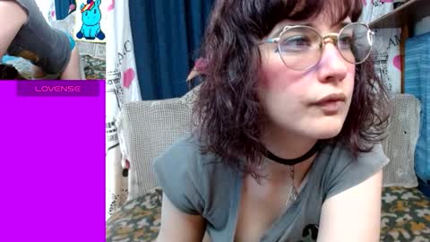 Snapshot of milalunala chatting on September 21, 8:02 pm Mila-Lunala online show from September 21, 8:02 pm