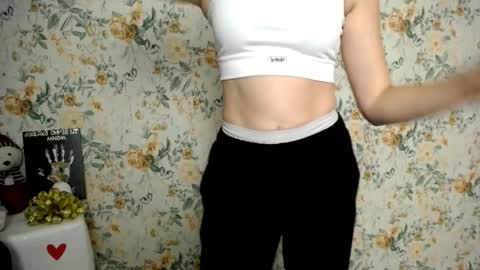 Milana online show from September 18, 6:17 am