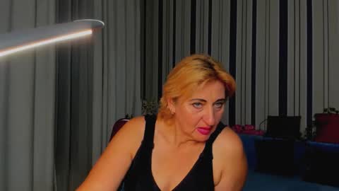 Snapshot of milanaalvis chatting on October 26, 5:45 pm MilanaAlvis online show from October 26, 5:45 pm