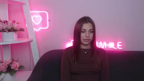 milanaangelas online show from February 7, 5:52 am