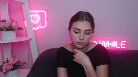 milanaangelas online show from January 31, 8:54 am