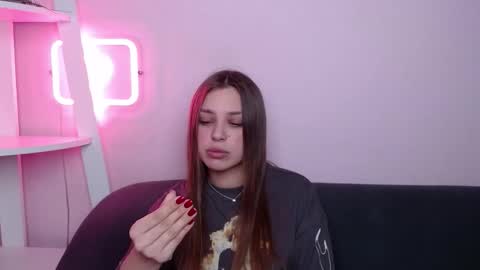 milanaangelas online show from March 10, 8:57 pm