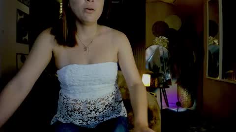 aya online show from March 24, 7:53 pm