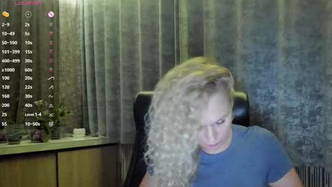 Snapshot of milanna_x chatting on September 9, 6:52 pm milanna_x online show from September 9, 6:52 pm