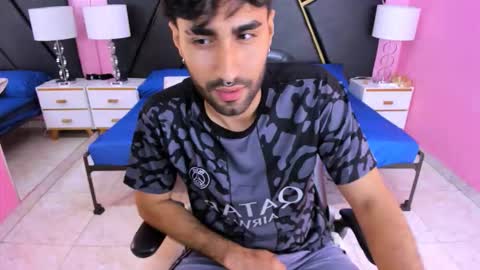 milanzaire online show from October 30, 2:12 am