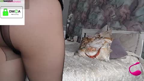 Delicious Pussy online show from April 13, 5:11 am