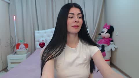 milasecretsss online show from March 26, 9:09 pm