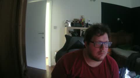 milassissys online show from May 17, 4:05 pm
