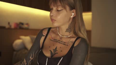 M  Telegram mamagotachannel online show from April 2, 8:10 am