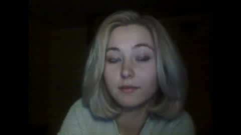 Snapshot of milena391630 chatting on February 15, 10:21 pm Milena new nonude shy blonde natural online show from February 15, 10:21 pm