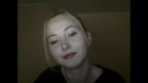 Snapshot of milena391630 chatting on February 24, 10:14 pm Milena new nonude shy blonde natural online show from February 24, 10:14 pm