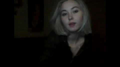 Snapshot of milena391630 chatting on February 20, 3:45 am Milena new nonude shy blonde natural online show from February 20, 3:45 am