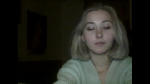 Snapshot of milena391630 chatting on February 16, 1:25 am Milena new nonude shy blonde natural online show from February 16, 1:25 am