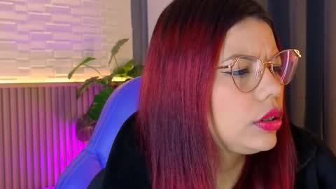 milena_lawson online show from November 21, 11:19 am