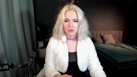 Milena online show from February 16, 7:59 am