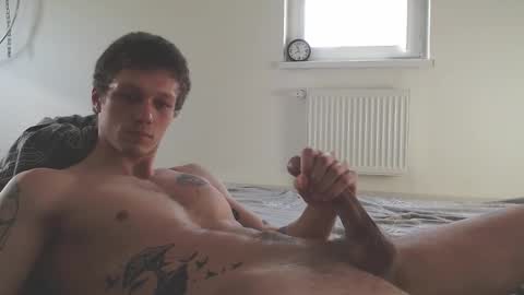 Snapshot of milesgoodboy chatting on September 17, 1:03 pm Miles online show from September 17, 1:03 pm