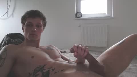 Snapshot of milesgoodboy chatting on September 13, 1:46 pm Miles online show from September 13, 1:46 pm
