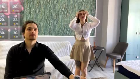 Miley and Michael online show from April 7, 6:15 am