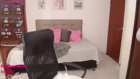 Miley online show from September 23, 2:22 pm