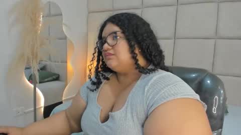 Miley online show from November 15, 10:11 pm