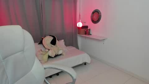  IEY EY  online show from November 4, 3:08 am