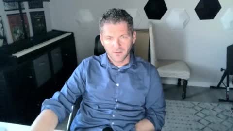 milf_hunter567 online show from October 24, 11:05 pm