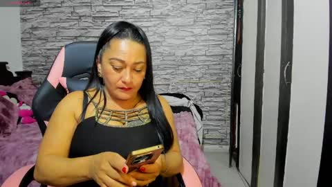 Julianna online show from May 13, 11:47 pm