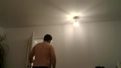 milfflover32 online show from February 1, 5:32 pm